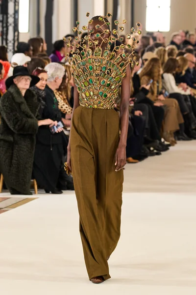 Look 22